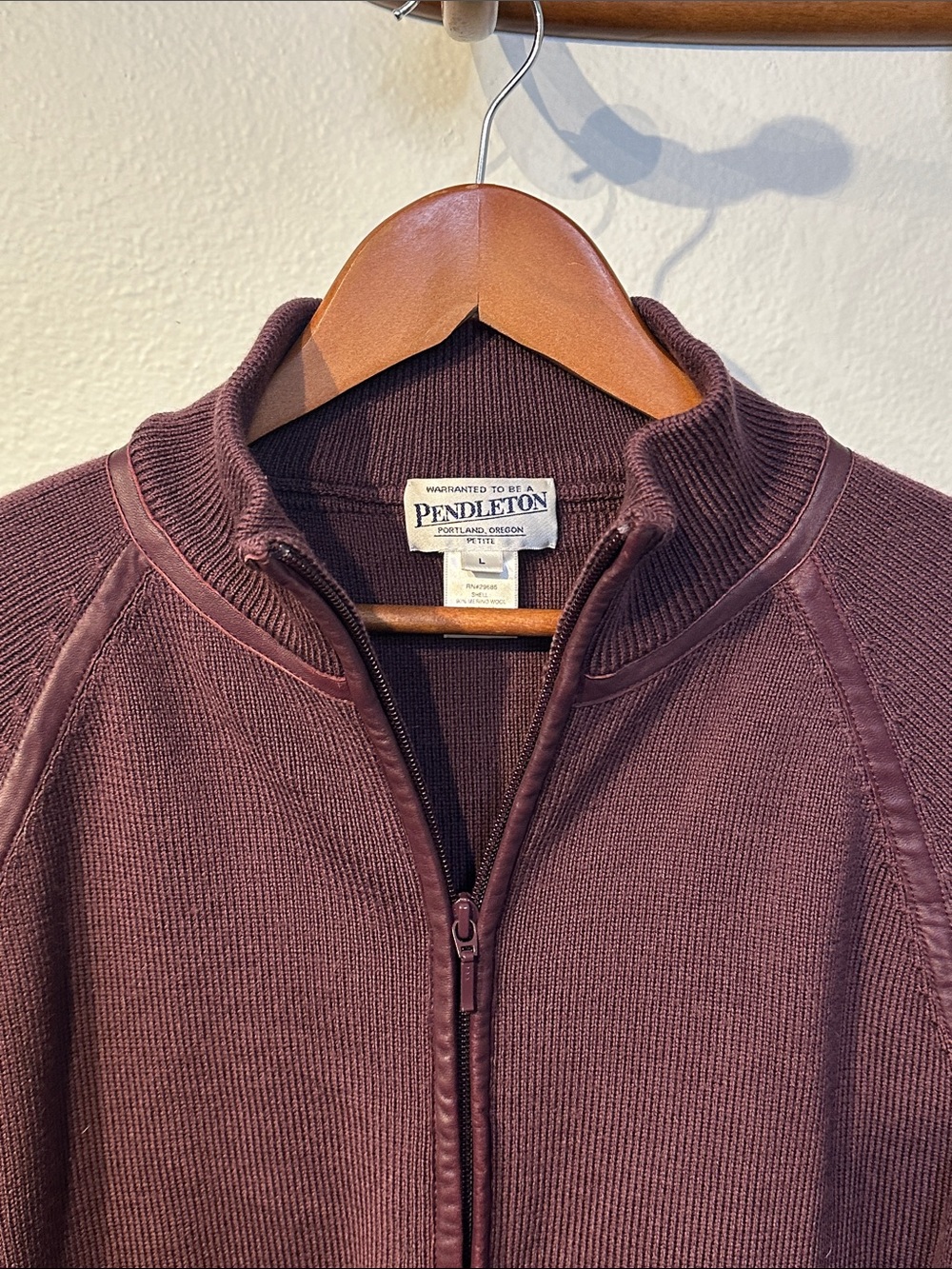Pendleton Merino wool & leather trim Women's Zip-Front Cardigan in Plum - Picture 8 of 9